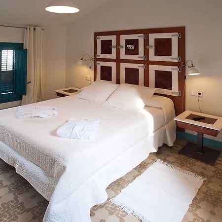 Hotel Hostal Chic Sant Feliu de Guíxols Kamer foto