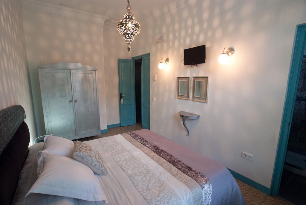 Hotel Hostal Chic Sant Feliu de Guíxols Kamer foto
