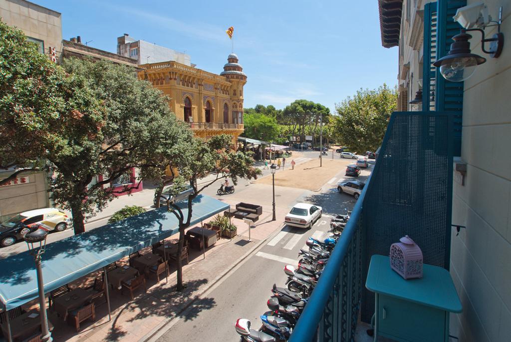 Hotel Hostal Chic Sant Feliu de Guíxols Kamer foto