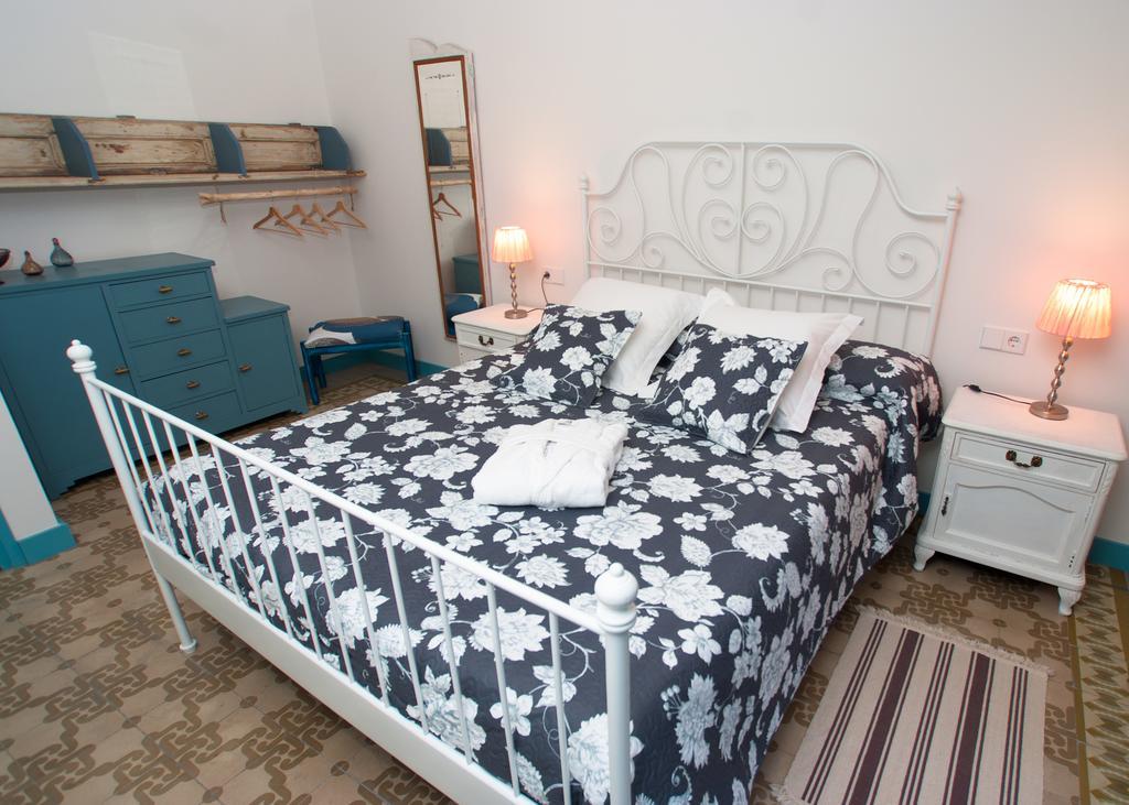Hotel Hostal Chic Sant Feliu de Guíxols Kamer foto